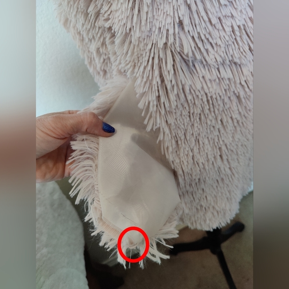 Angie sleeveless and hooded light Pink fuzzy vest with front zipper (Small) π©· - Picture 9 of 16